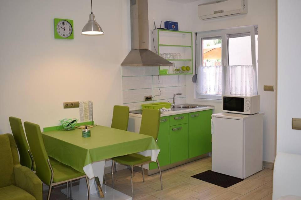 Apartmani Celjak Pag Town Exterior photo