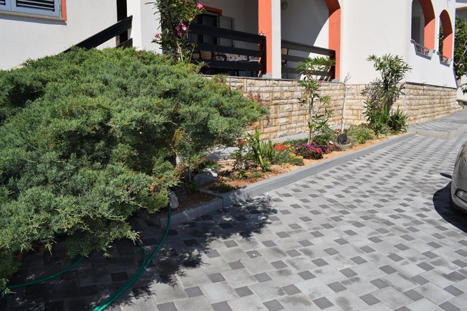 Apartmani Celjak Pag Town Exterior photo